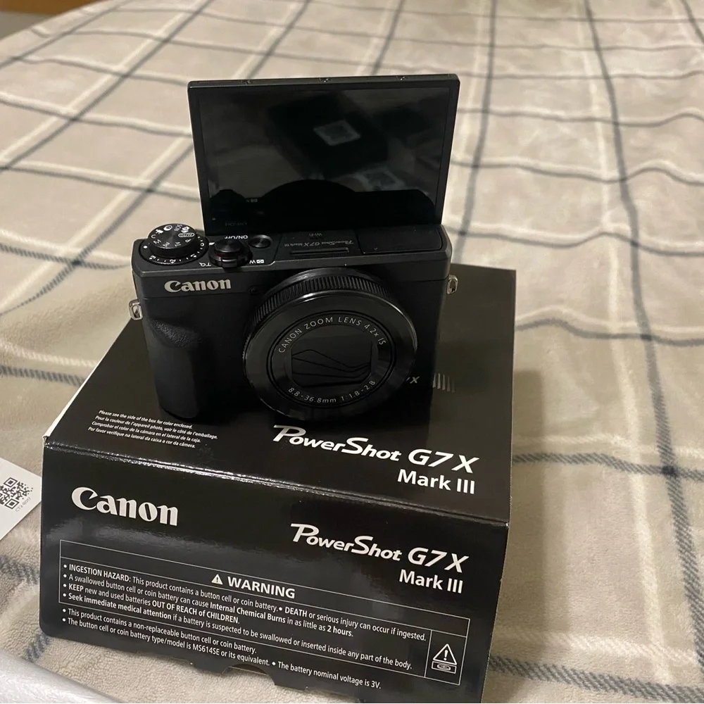 Canon Powershot G7X Mark III Compact Black Camera